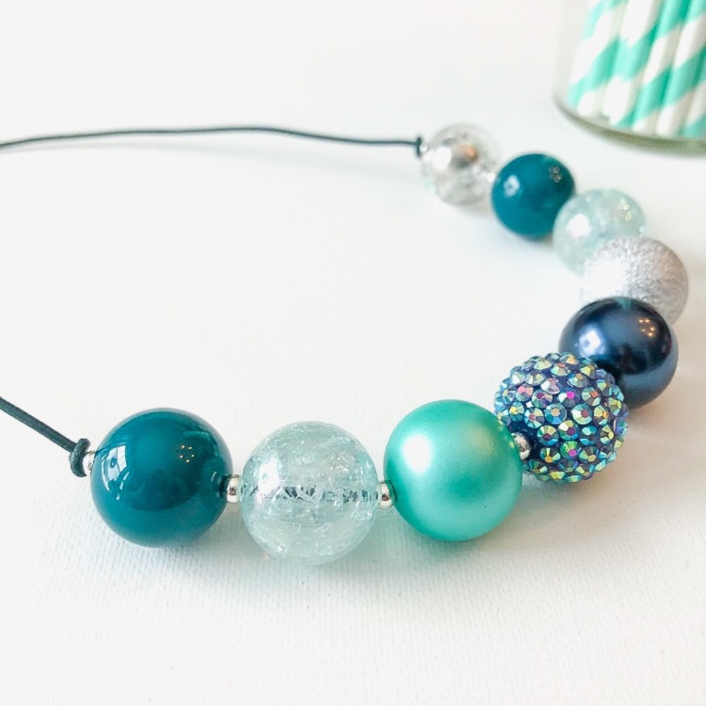‘Teal Twist’ Adjustable Bubblegum Bead Necklace
